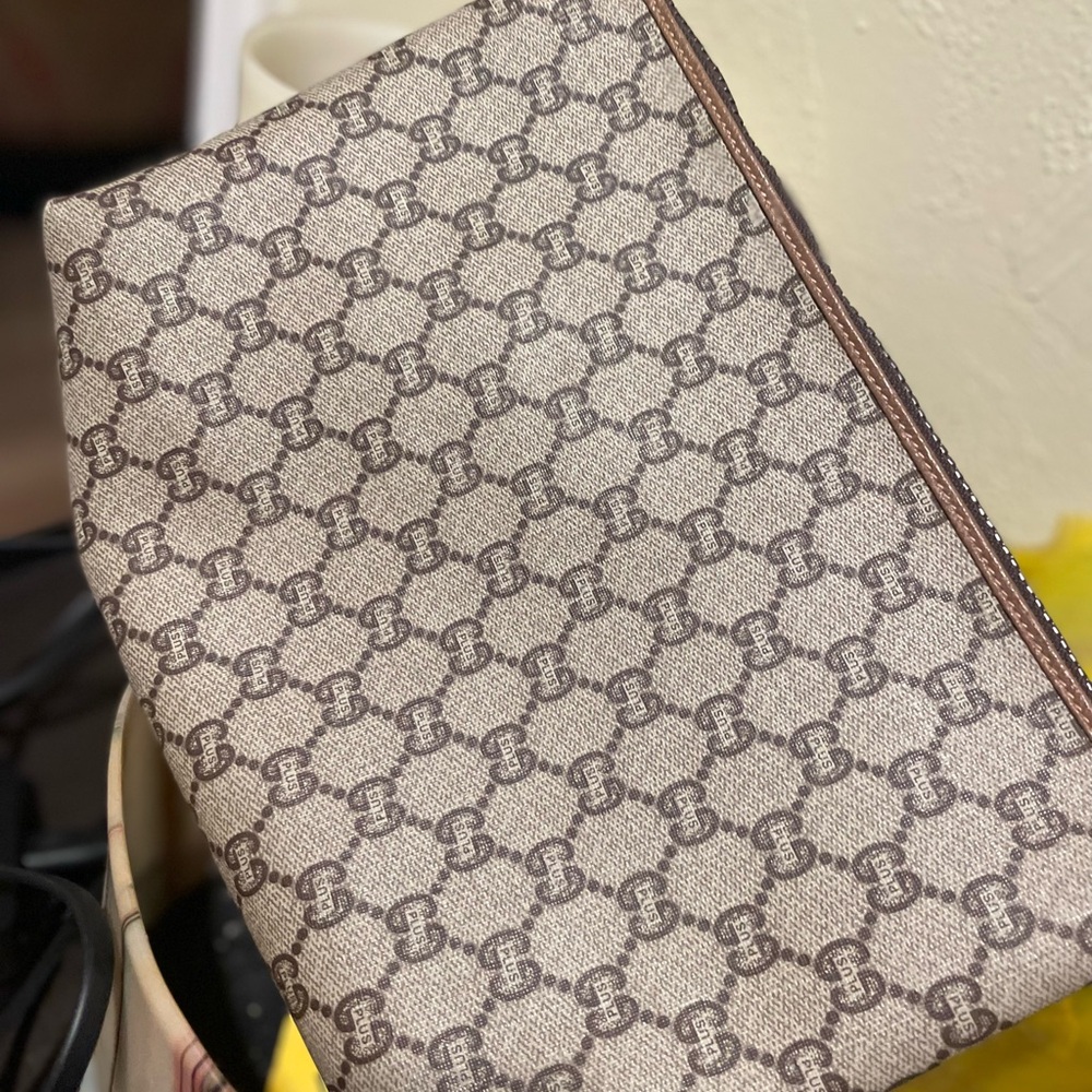Gucci Plus Vintage Clutch - Picture 2 of 5